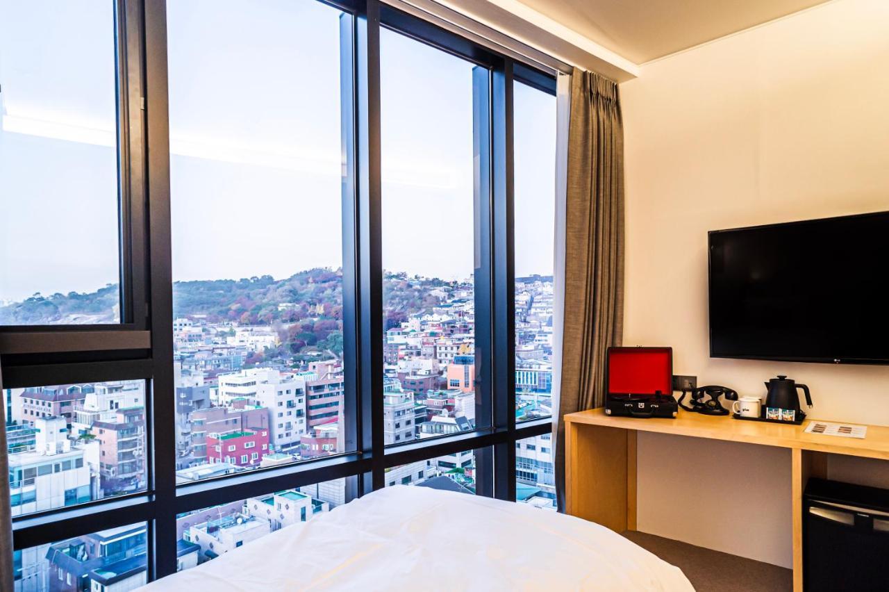 Hotel Glue